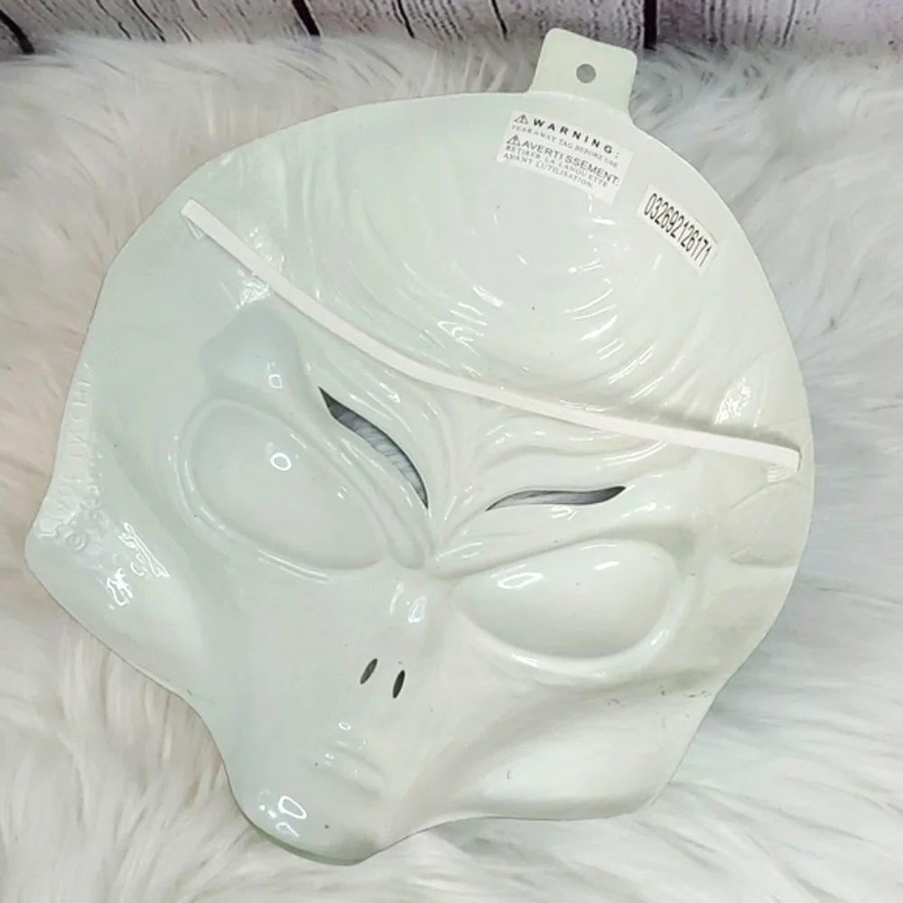 Vintage 90s NEW 1999 Alien Extraterrestrial UFO Plastic Halloween Mask X-FILES